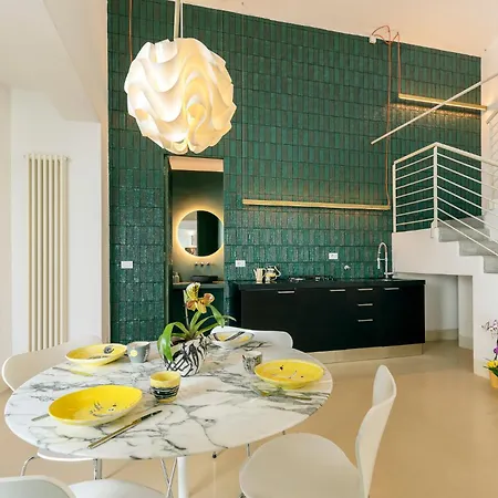Scalo 10 Con Posto Auto Apartamento