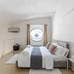 Scalo 10 Con Posto Auto Apartment