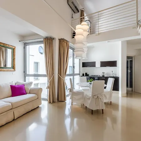 Apartment Scalo 10 Con Posto Auto *