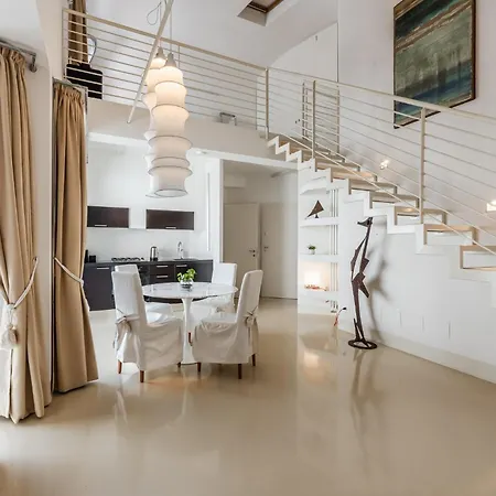 Apartamento Scalo 10 Con Posto Auto