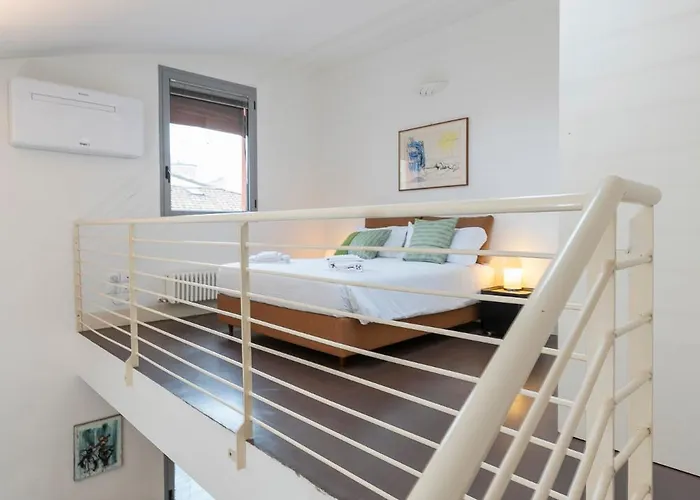 Scalo 10 Con Posto Auto דירה