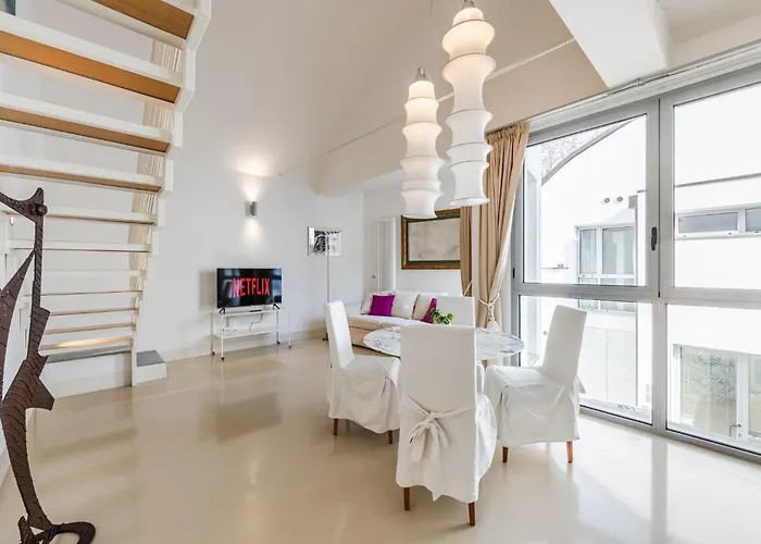 Scalo 10 Con Posto Auto דירה בולוניה